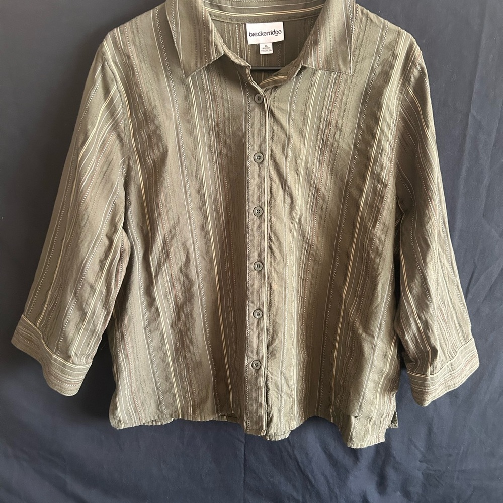 Breckenridge Green Boxy 3/4 Sleeve Button Down Shirt